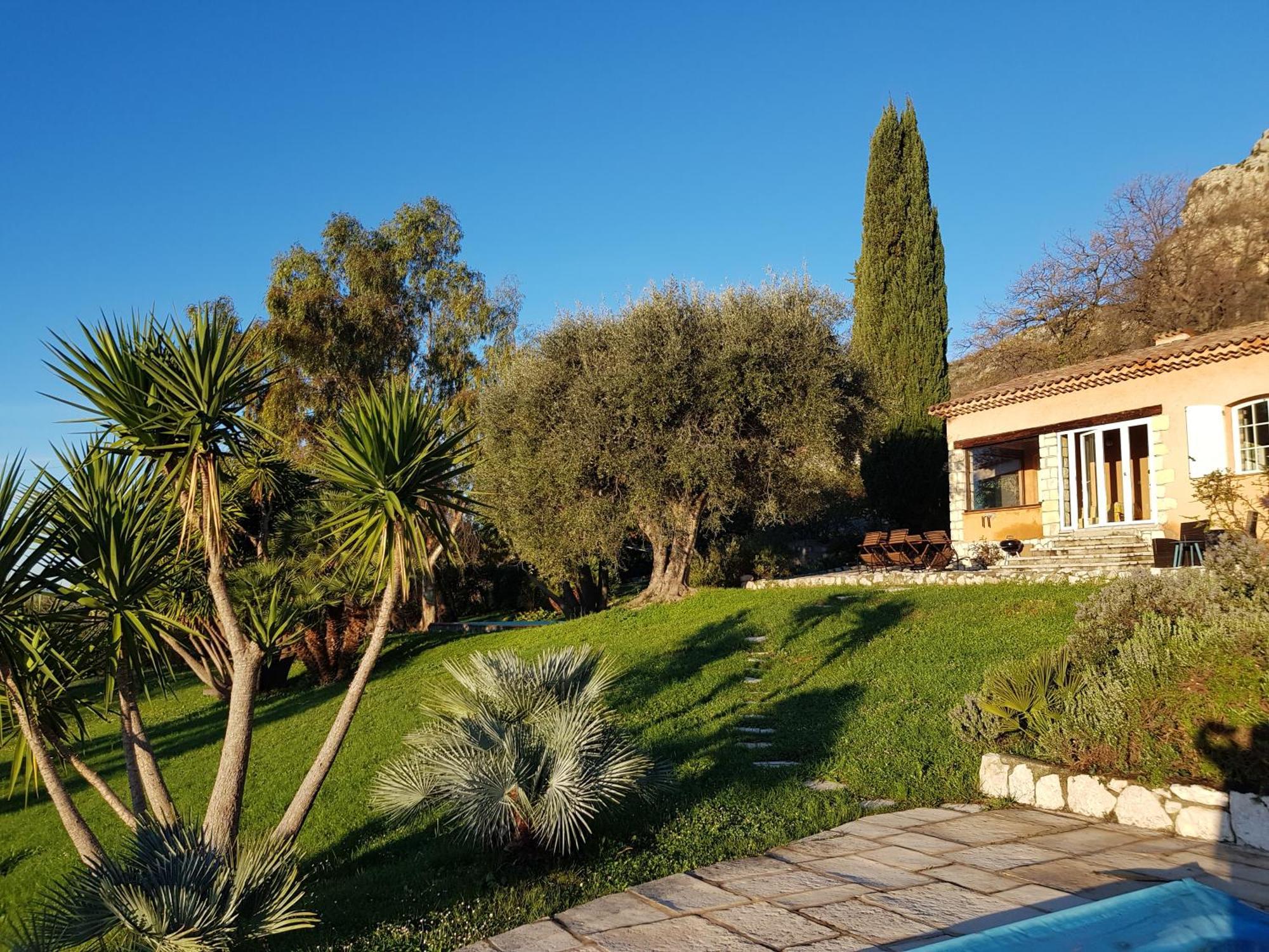 Villa Aurabelle Fuer Familien Und Geniesser Der Cote D'Azur Vence Exterior photo